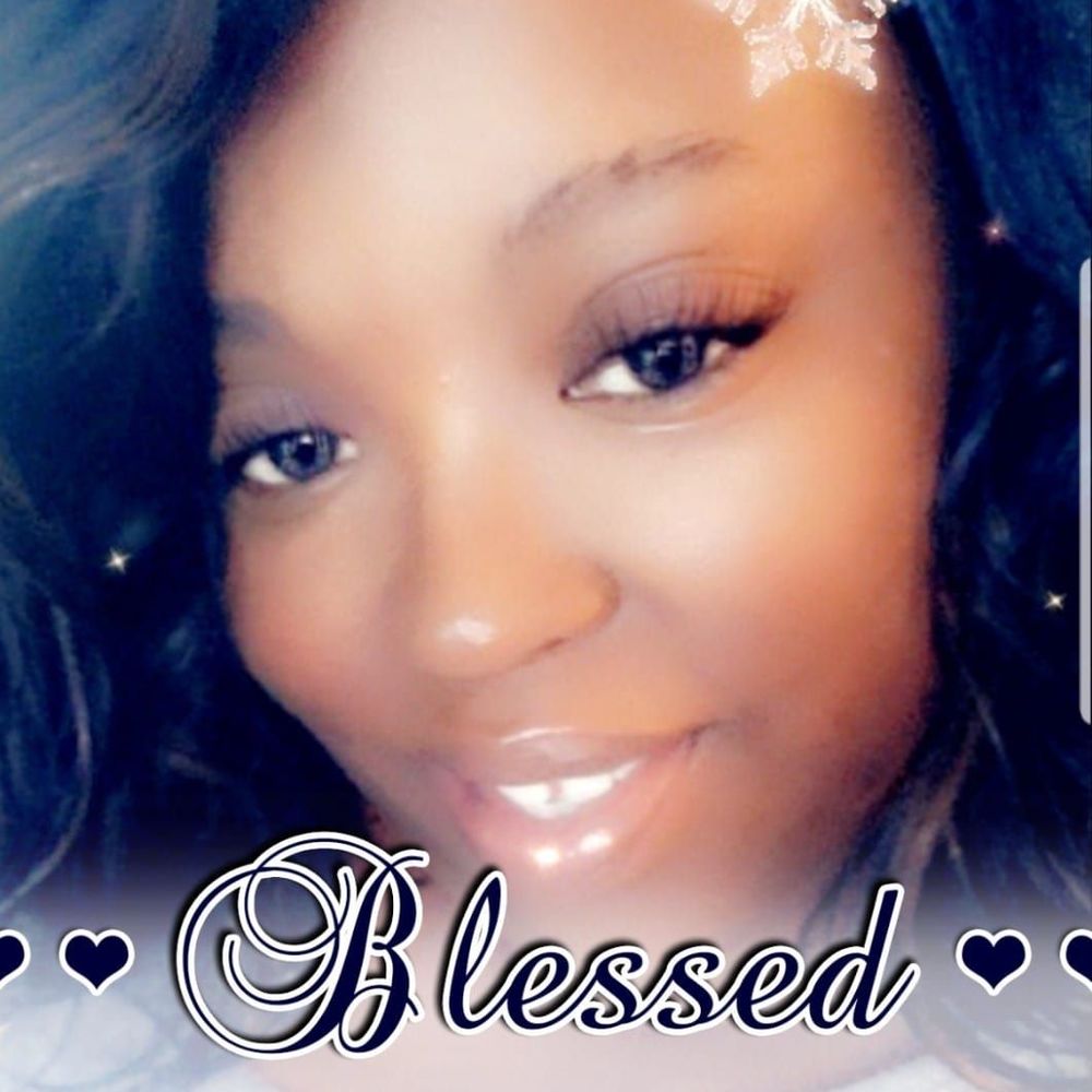 Meet your Posher, Yana maes